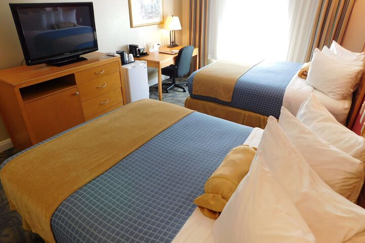 Room 19 of 32