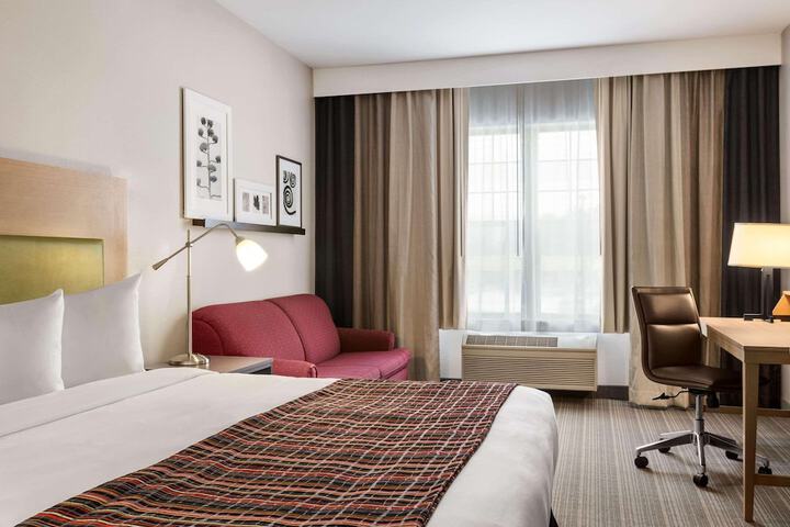 Room 18 of 31