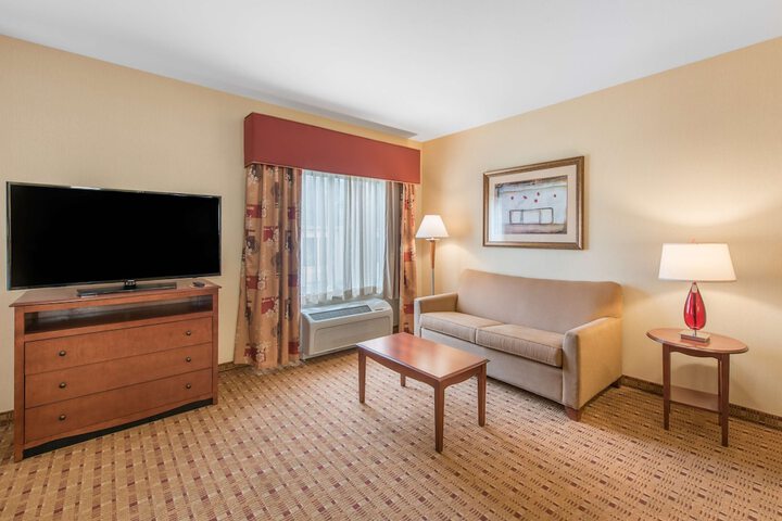 Room 42 of 54