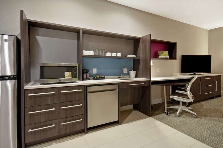 Room 21 of 47
