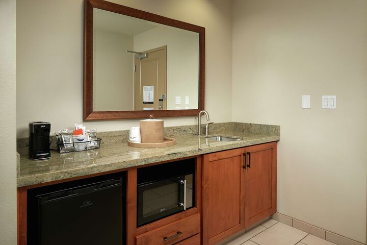 Hampton Inn & Suites Salem OR