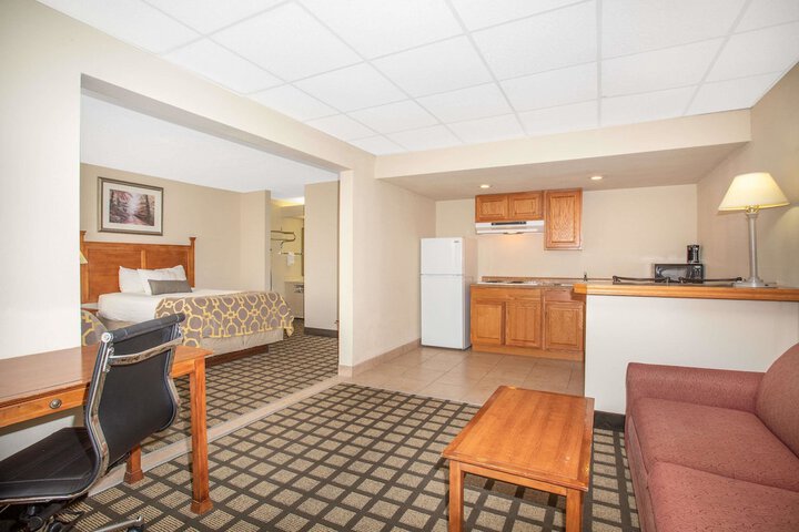 Room 3 of 26