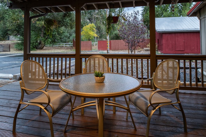 Terrace/Patio 36 of 38