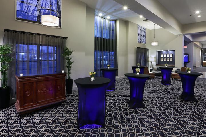 Hilton Mystic