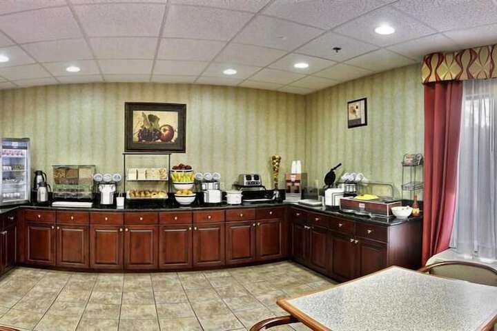 Breakfast/Coffee Service 27 of 31