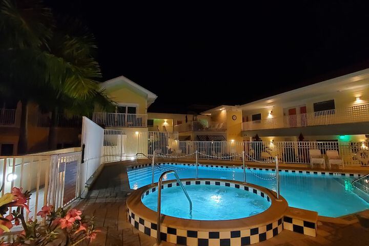 Hotel 3 of 345