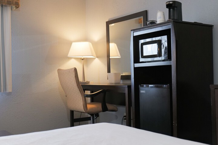 Room 21 of 55