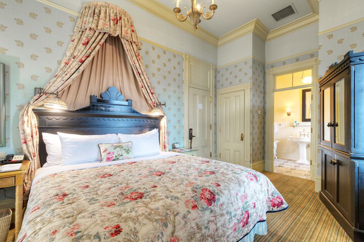 Room 14 of 47