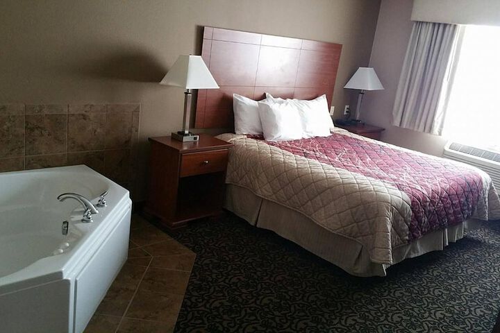 Room 16 of 37
