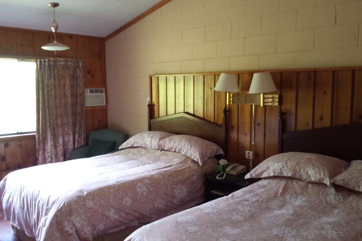 Room 35 of 48
