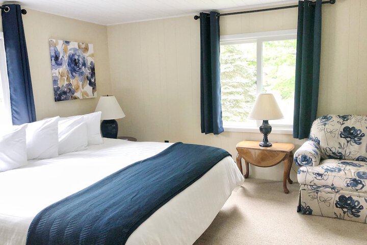 Room 13 of 21