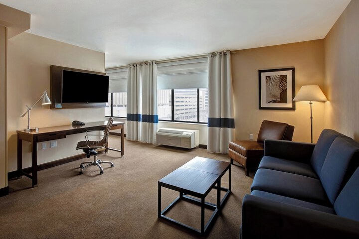 Four Points by Sheraton Peoria