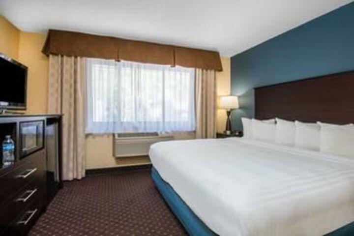 Americinn Lodge and Suites Eagle