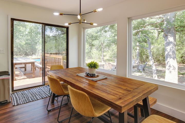 Somerville Cabin w / Private Pool!