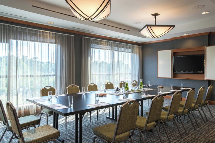 Renaissance Raleigh North Hills Hotel