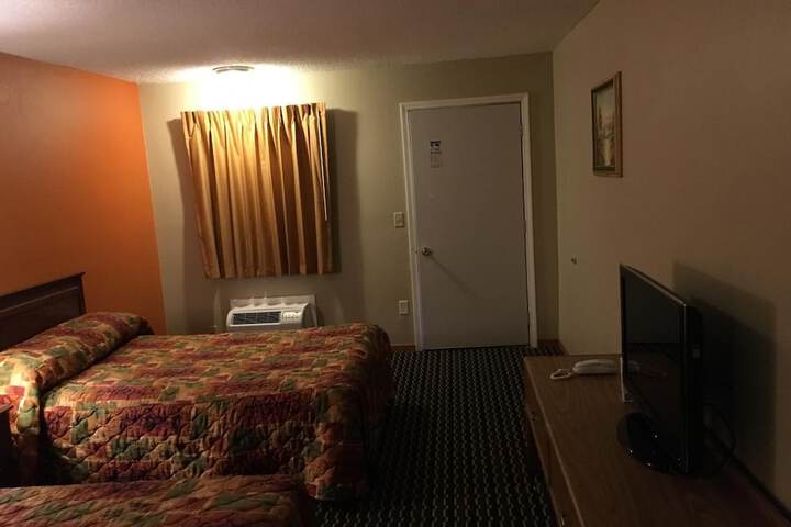 Room 36 of 46