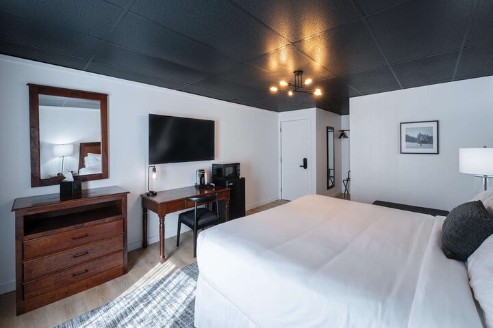 Room 31 of 40