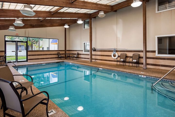 Best Western Plus Portsmouth Hotel & Suites