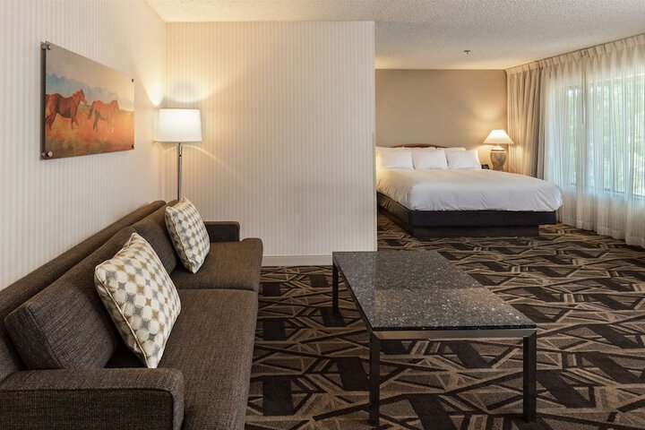Room 33 of 55