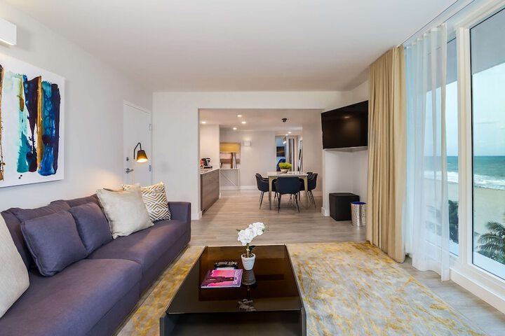 B Ocean Resort Fort Lauderdale Beach