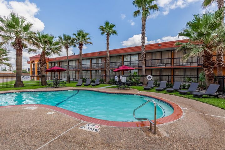 Quality Inn Pasadena - Houston East