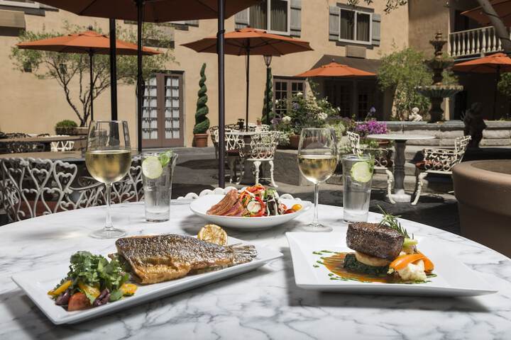 Ayres Hotel Costa Mesa / Newport Beach
