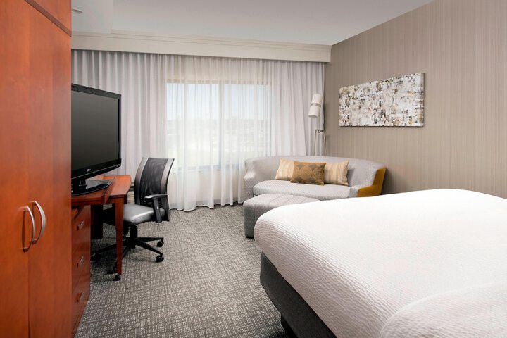 Room 21 of 30