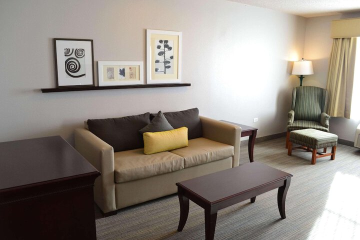 Country Inn & Suites by Radisson Gurnee, IL