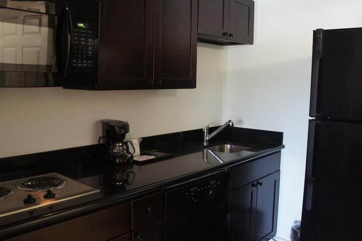 Lux Inn and Suites