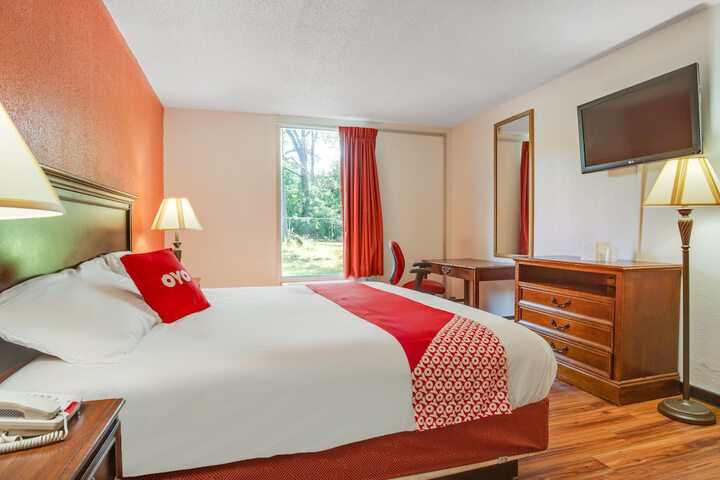 Room 16 of 32