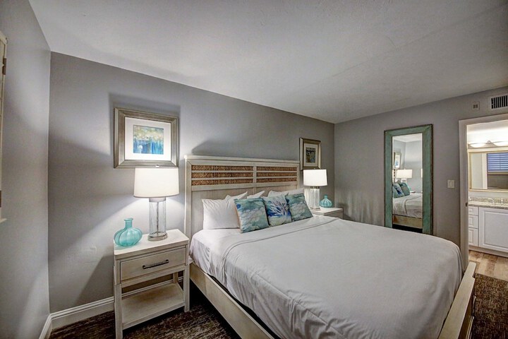 Room 28 of 42
