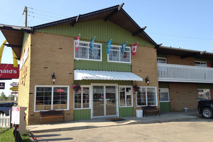 Silver Crest Lodge