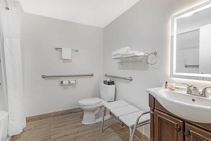 Best Western Plus Brunswick Bath