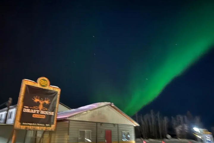 Draft House & Lodge