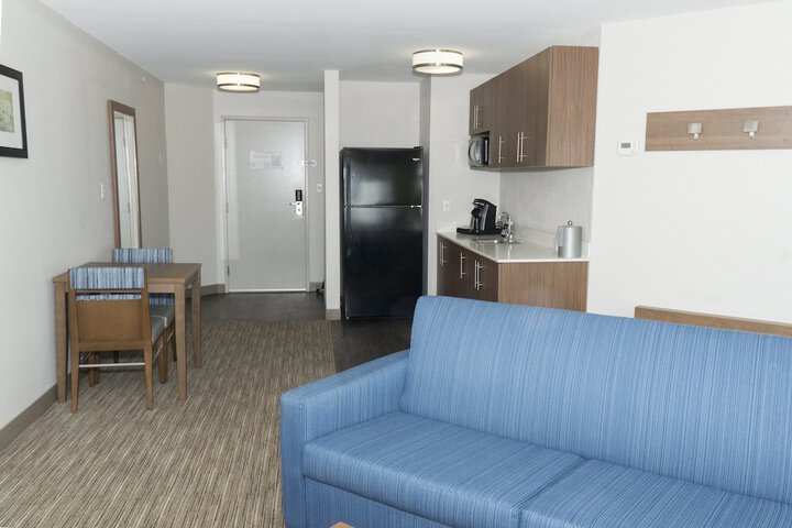Room 55 of 82