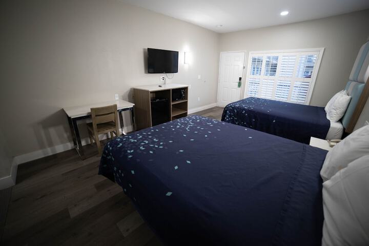 Room 33 of 67