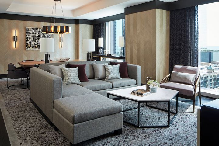 Loews Chicago Hotel