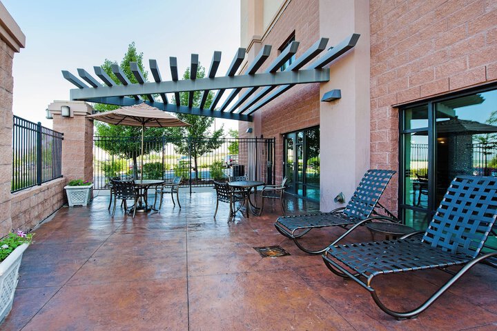 Terrace/Patio 82 of 85