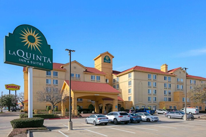 Hotel 4 of 35