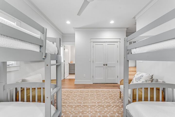 Room 178 of 291