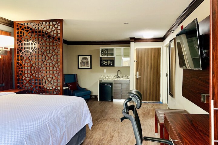 Room 57 of 75