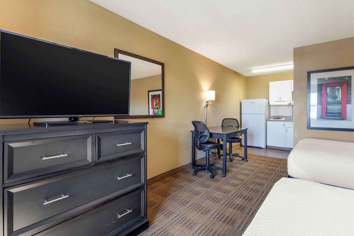 Room 22 of 42