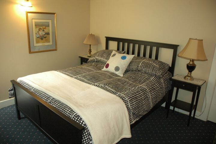 Room 53 of 73