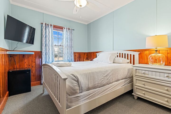 Room 21 of 31