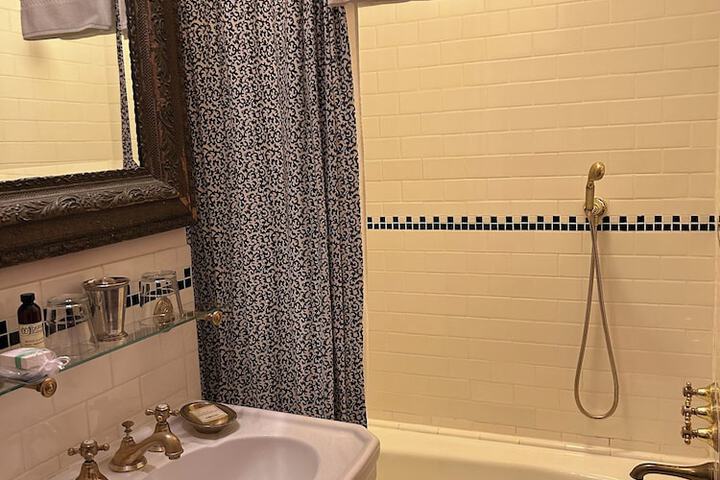 Room 19 of 26
