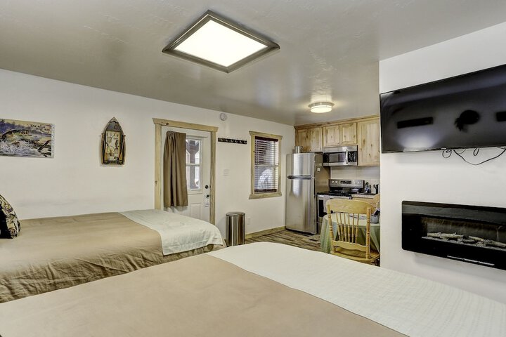 Room 43 of 67