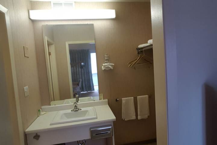 Room 19 of 43