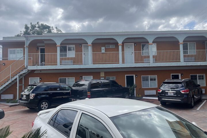 Economy Inn