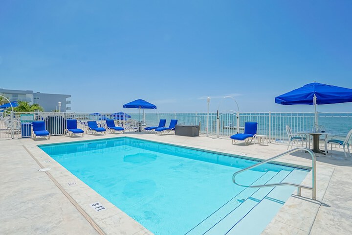Pool 18 of 141