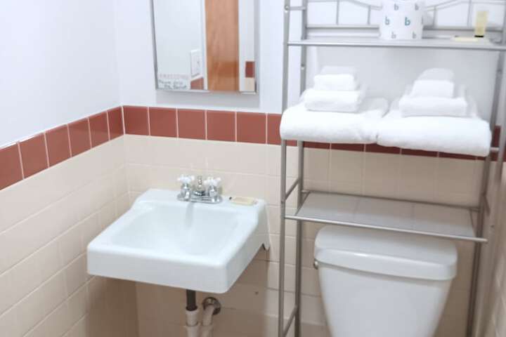 Room 12 of 21